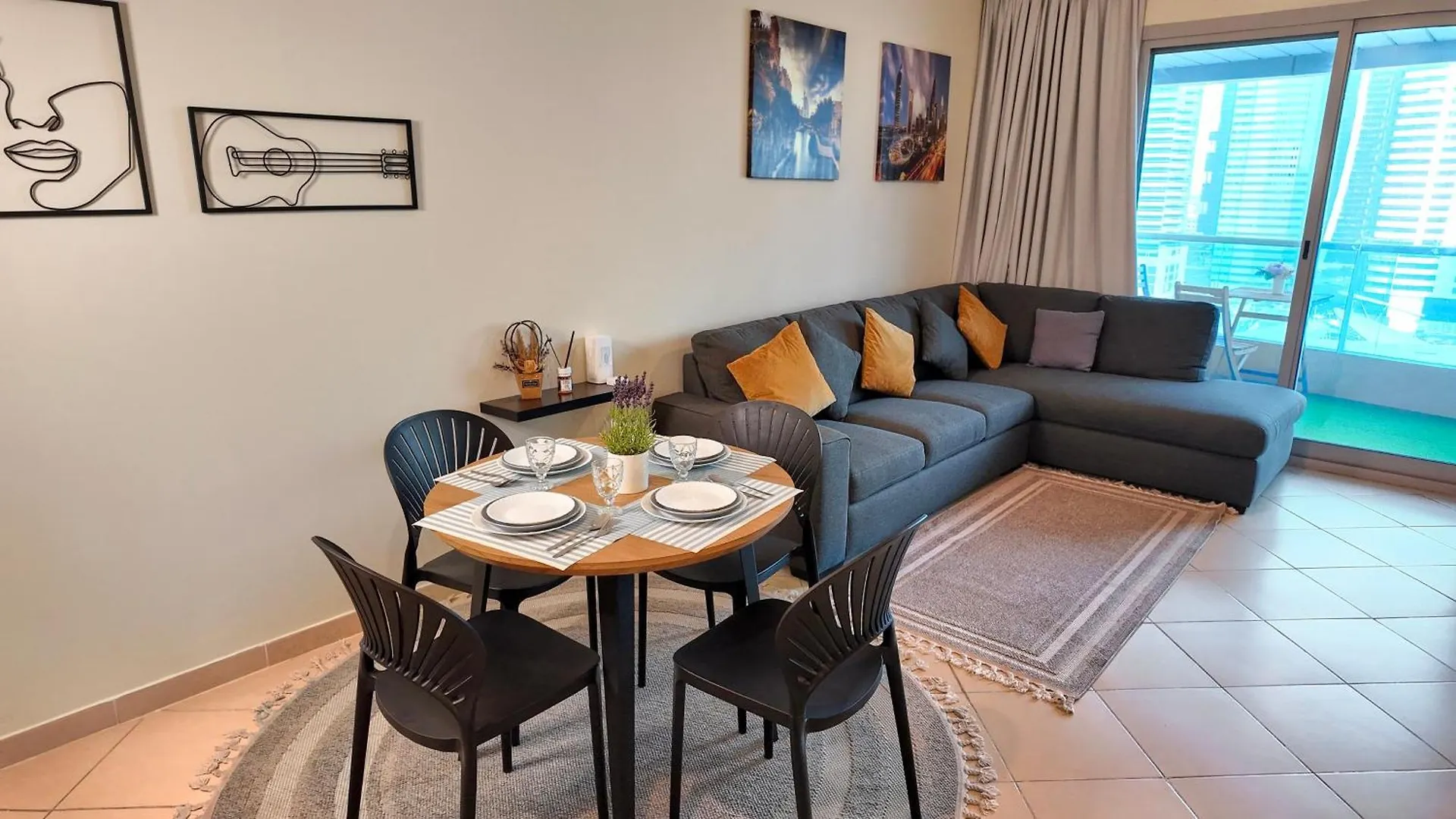 Spacious 2 Bed Apt At Marina High Floor contacts