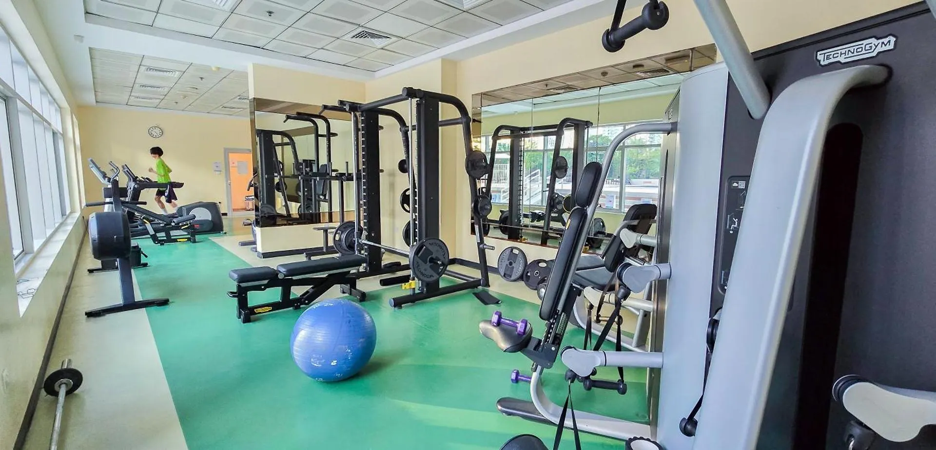 Apartment Spacious 2 Bed Apt At Marina High Floor Dubai