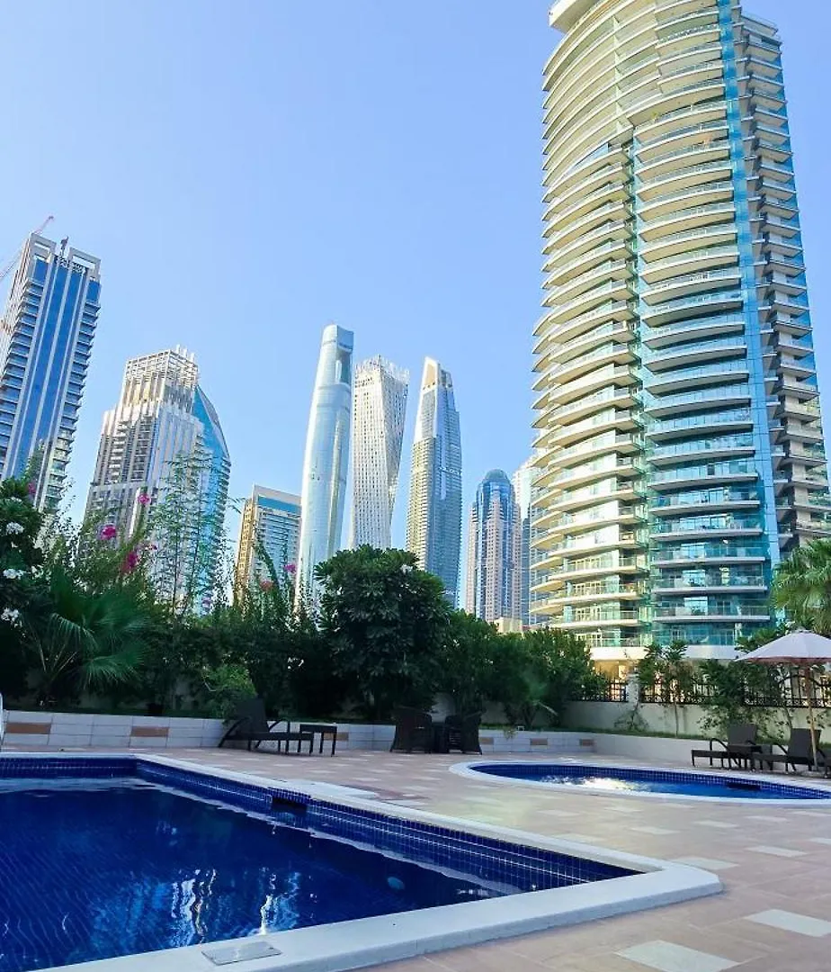 Spacious 2 Bed Apt At Marina High Floor Dubai