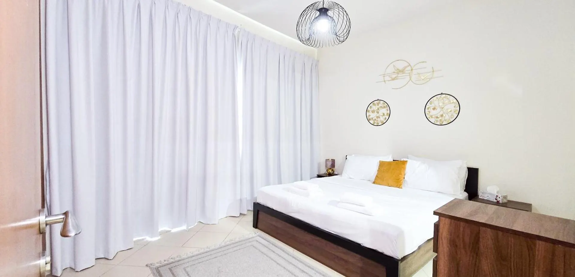 Apartman Spacious 2 Bed Apt At Marina High Floor Dubaj
